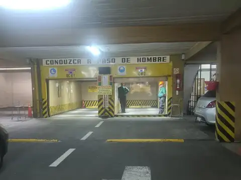 Cocheras- San Lorenzo  1000 -Centro