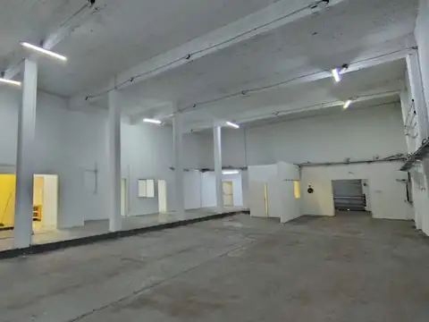 Galpón 1.100m2 en Alquiler - Castelar Norte