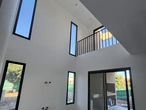 Casa en Alquiler en El Aljibe, USD 1.300