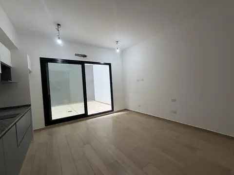 VENTA MONOAMBIENTE CON PATIO RECOLETA A ESTRENAR