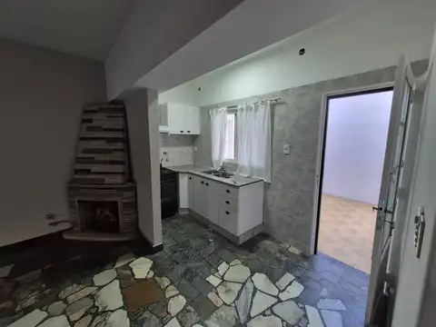 Depto Tipo Casa 3 ambientes con 1 baño