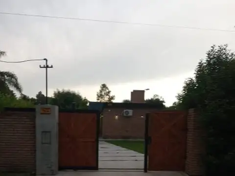 Casa 2 ambientes con 1 baño