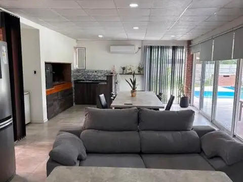 Casa en Venta en Villa la Ribera, USD 240.000