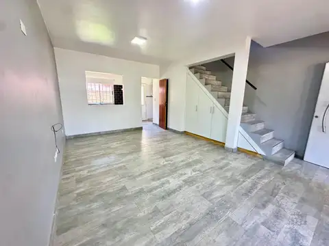 Casa en Venta en Malvinas Argentinas, USD 68.000