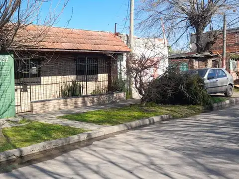 Calle 32 600