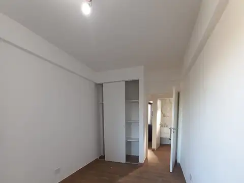 Depto Tipo Casa 3 ambientes con 2 baños