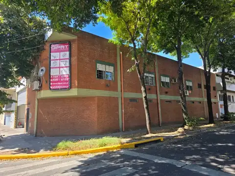 Galpón con oficinas en Florida Oeste | 500 m² | Ideal logística o empresa