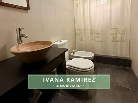 Casa 2 ambientes con 1 baño
