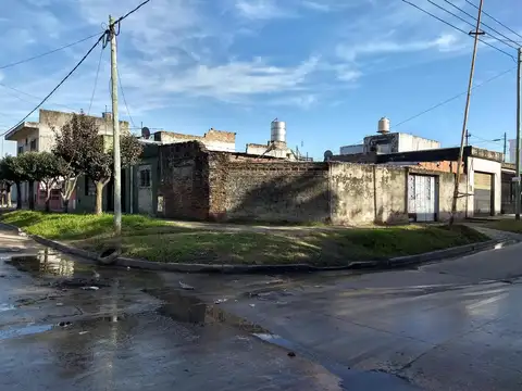 Casa  en venta en Gregorio de Laferrere