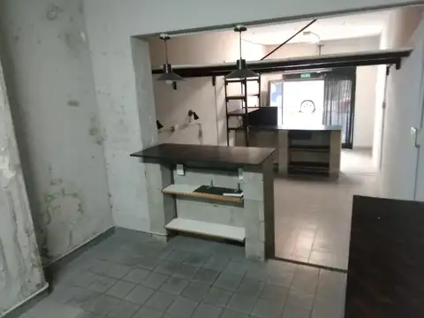 Local en Alquiler en Balvanera, $ 680.000