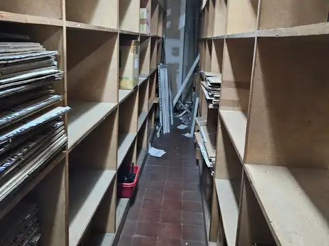 Local en Alquiler Via Púb.