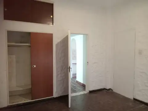 Depto Tipo Casa en Alquiler en El Palomar, $ 700.000