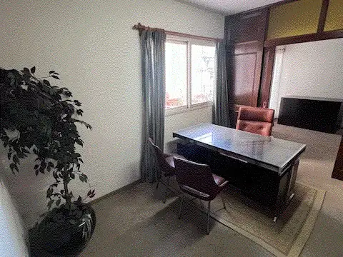 Oficina en Alquiler 25 años