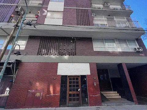 EXCELENTE OFICINA EN  FLORIDA MITRE