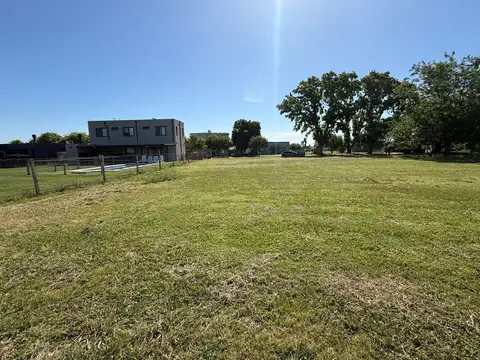 VENTA DE TERRENO 834M2  BARRIO PRIVADO SAN SEBASTIAN AREA 2 LOMA VERDE ESCOBAR