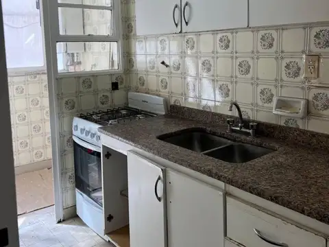 Cuenca 3400, Piso 1°