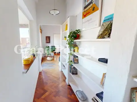 Avenida Juan De Garay 300