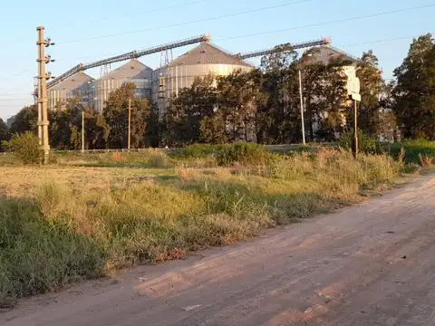 Campo sobre Ruta A012 de San Lorenzo y Ricardone en venta