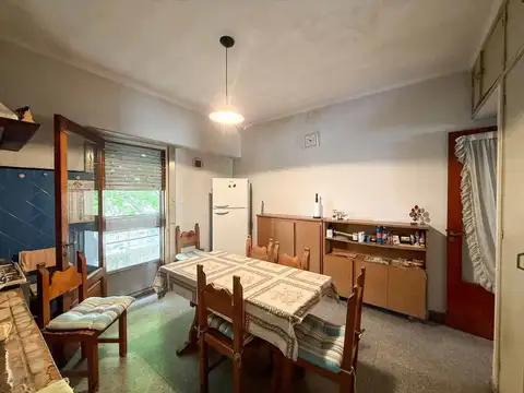 Depto Tipo Casa en Venta de 5 ambientes