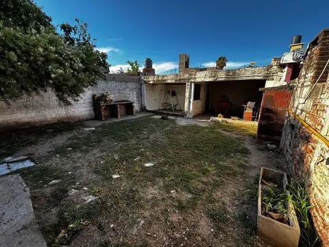 Venta de casa en Villa Libertador