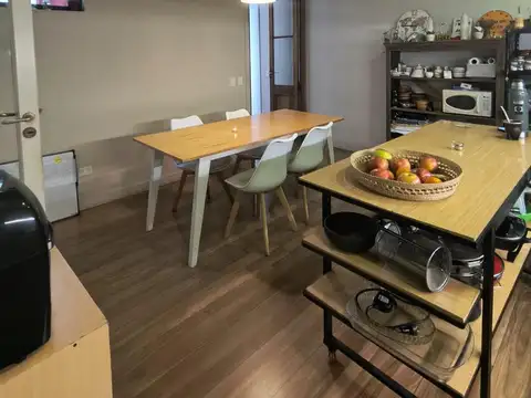 Casa 6 ambientes con 2 baños