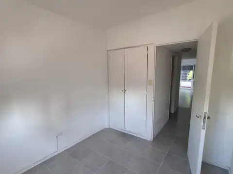 Montevideo 300, Piso 4