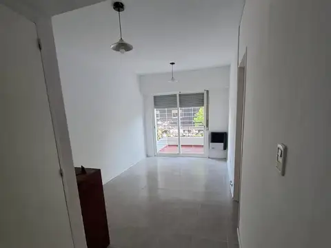 Montevideo 300, Piso 4