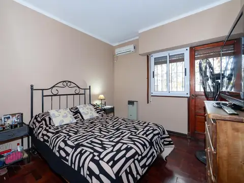 Depto Tipo Casa en Venta con 1 cocheras