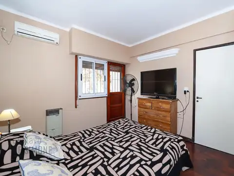 Depto Tipo Casa en Venta con 1 cocheras