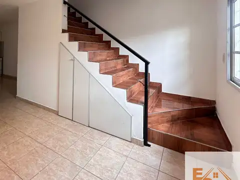 Casa en Alquiler en San Miguel, $ 950.000