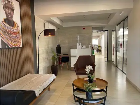 Azzaro Iv 100 , Piso 5