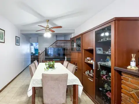 Casa 4 ambientes con 1 baño