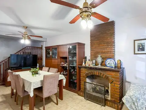 Casa en Venta en Olivos Maipú/Uzal, USD 235.000