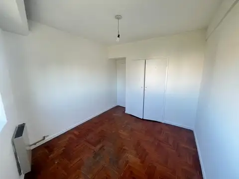 Departamento en Alquiler en Villa Luro, $ 650.000