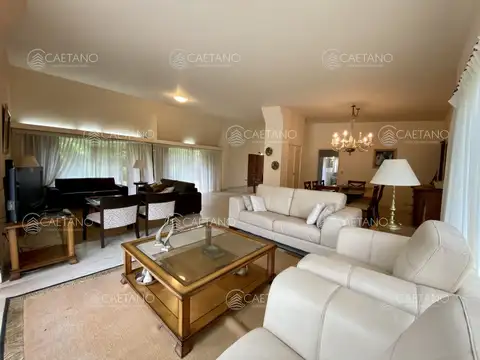 Casa en Alquiler Temporal en San Rafael, USD 15.500