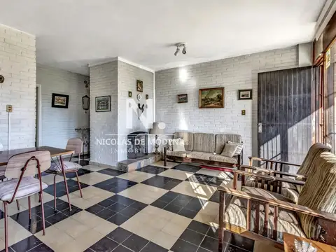 Casa 4 ambientes con 1 baño