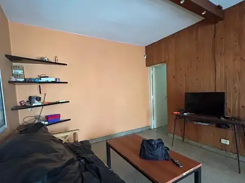 Casa en Venta en Azcuenaga, USD 48.000