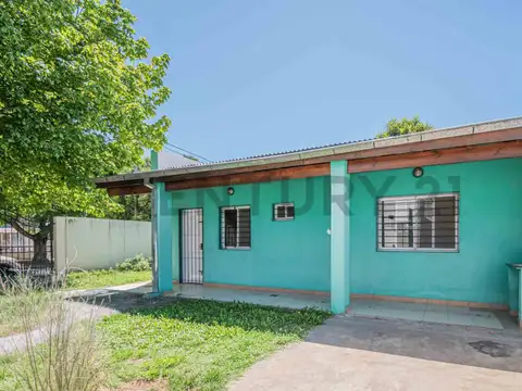 Venta complejo 2 locales + 3 departamentos en Don Torcuato Inversión ideal – con renta