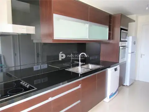 Brava, Punta del Este P. 10