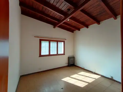 Depto Tipo Casa 2 ambientes con 1 baño