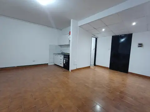 Avenida 25 De Mayo 1700, Piso PB