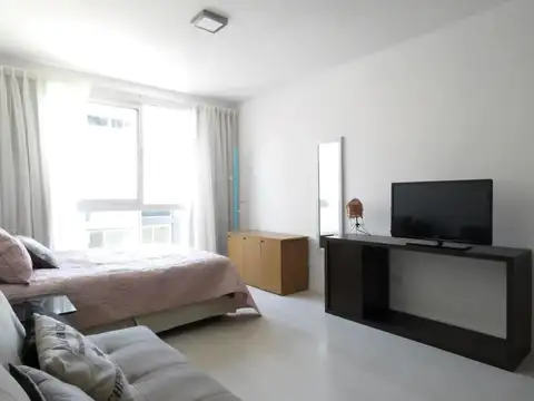 Bartolome Mitre 2000, Piso 9
