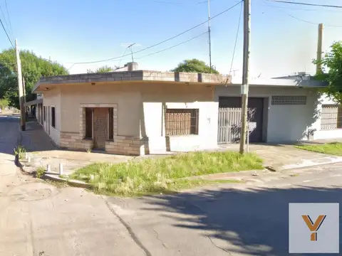 Casa VENTA - 3 dormitorios 2 bañso -70mts2 totales  - Berazategui