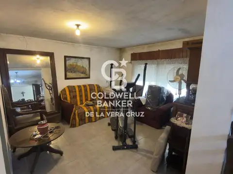 Casa con 10 hectareas en Villa Elisa