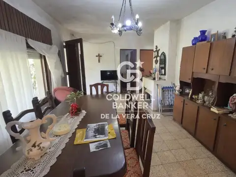 Casa con 10 hectareas en Villa Elisa