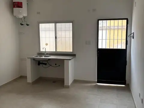 Departamento en Alquiler en Don Torcuato, $ 450.000