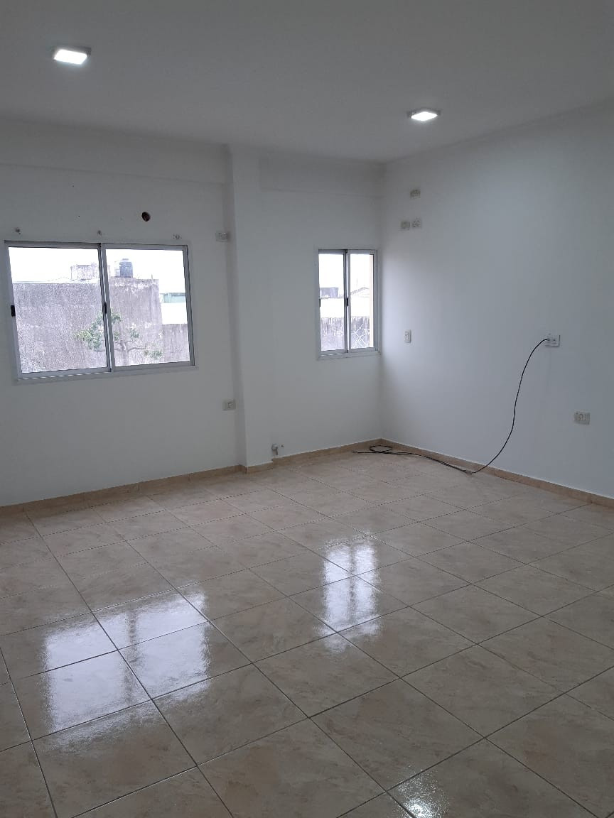 Paunero 1200, Piso 2