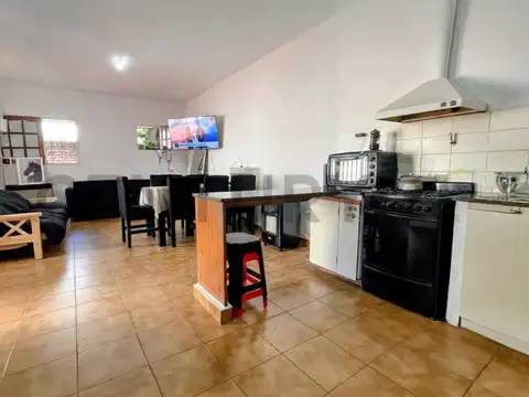 Benito Pérez Galdós 8900, Piso 0