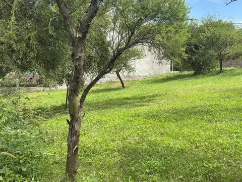 VENTA LOTE  APTO DUPLEX  BARRIO LOMAS DEL CHAÑAR