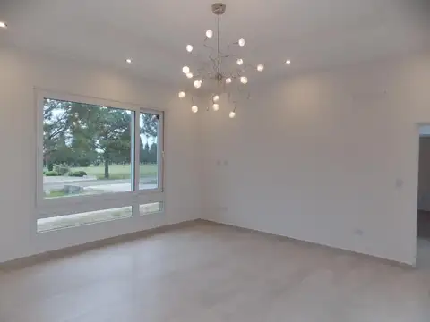 Casa en Venta en El Mirador Club de Campo, USD 230.000
